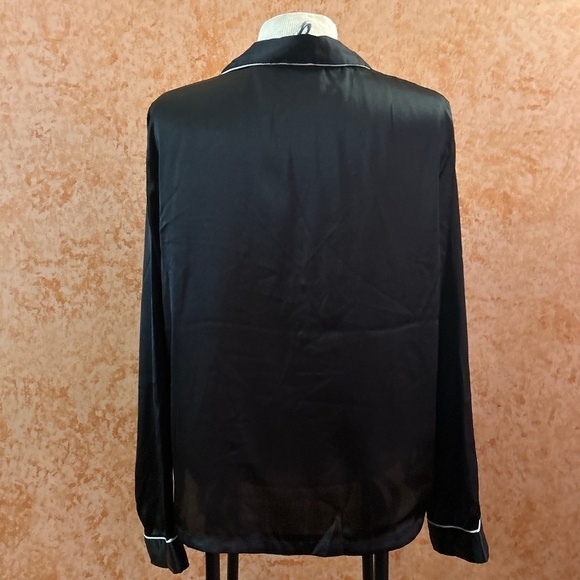 🌿SALE🌿HOUSE of HARLOW 1960 Sleepwear Long Sleeve Shirt size Large - Picture 2 of 8